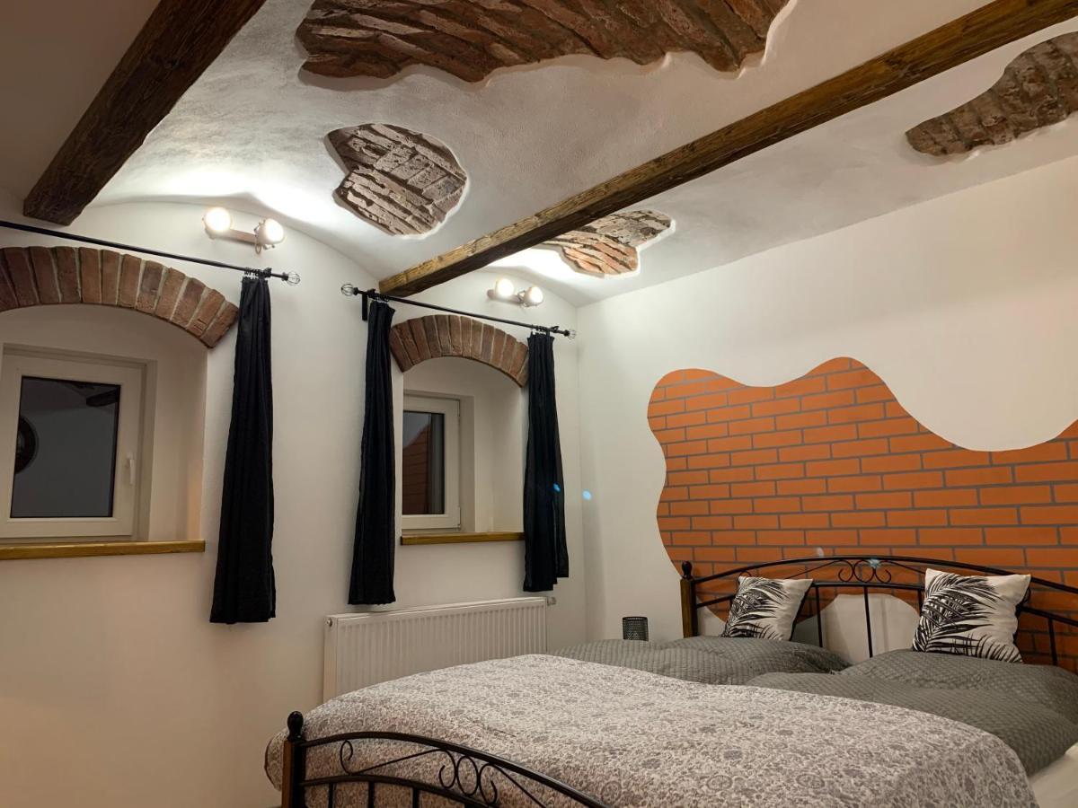 Apartmany Pod Kloboukem Jáchymov Dış mekan fotoğraf