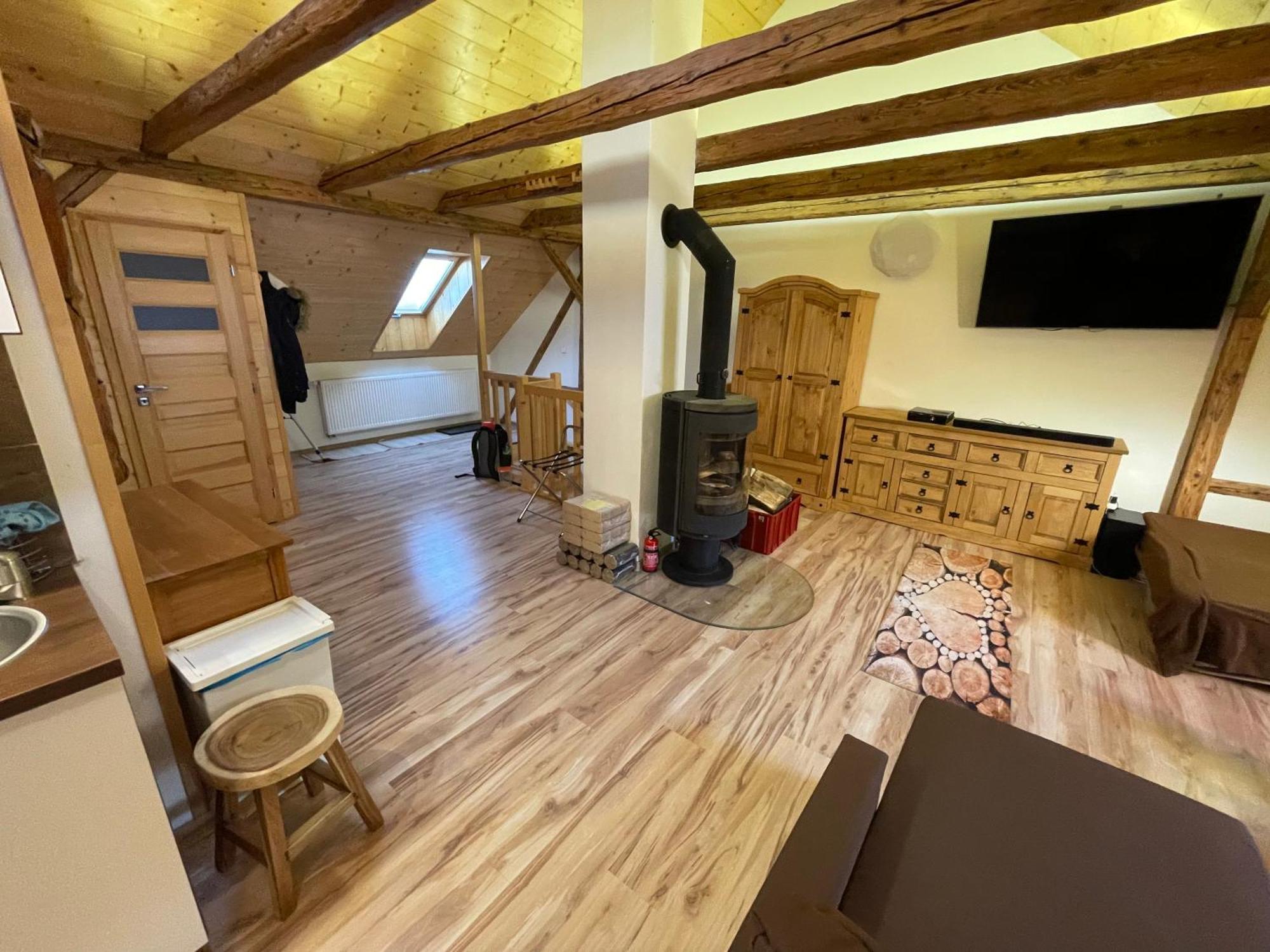 Apartmany Pod Kloboukem Jáchymov Dış mekan fotoğraf